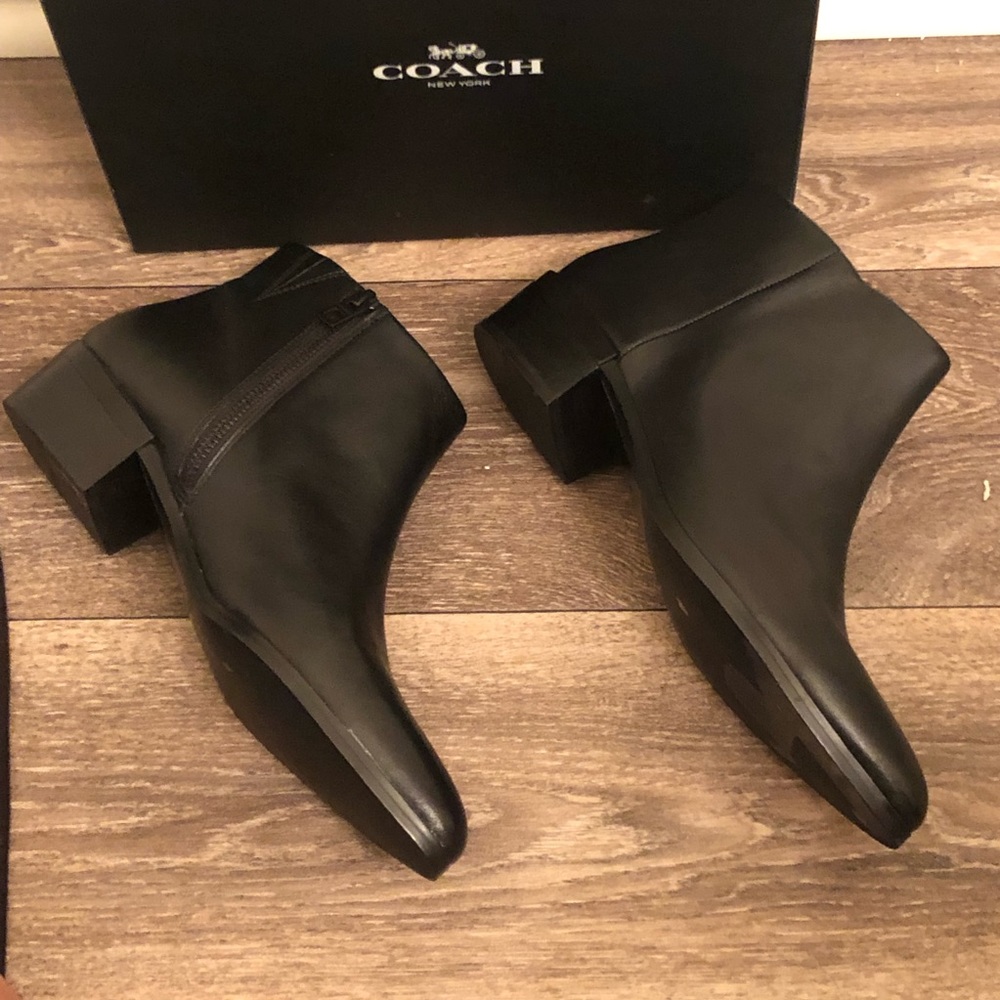 Coach Montana Black Bootie 10 NIB 😍😍